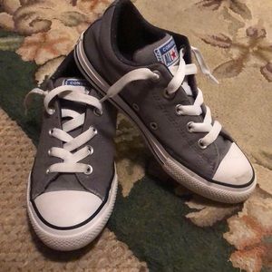 gray converse